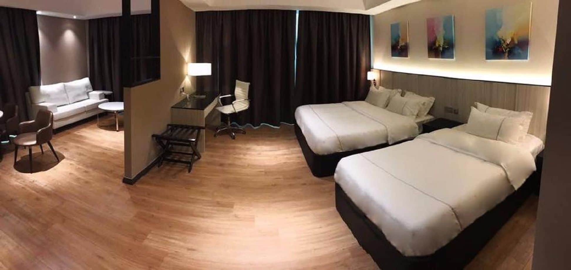 Higher Hotel Bandar Seri Begawan Esterno foto