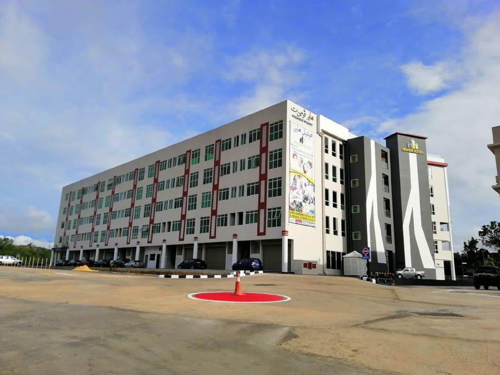 Higher Hotel Bandar Seri Begawan Esterno foto